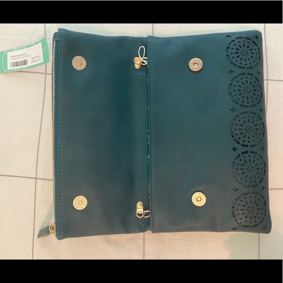 Teal Green Clutch - Picture 2 of 6